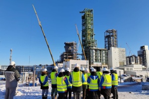 Волонтеры «Снежного десанта» посетили Иркутский завод полимеров в Усть-Куте