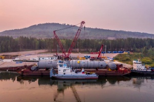 Крупногабаритное оборудование для Иркутского завода полимеров доставлено в Усть-Кут