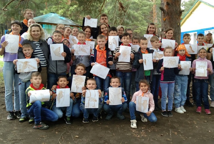 Волонтёры ИНК организовали развлекательную программу для воспитанников Черемховского детского дома